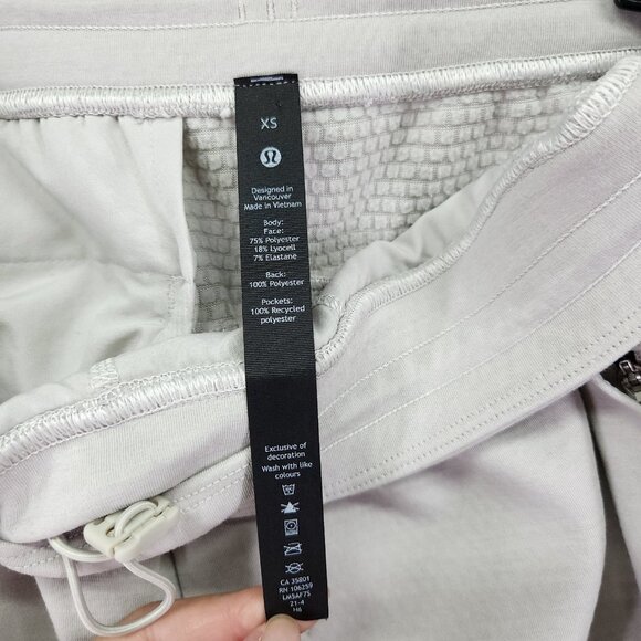 Lululemon Joggers Womens XS Gray Athletic Pants Zip Pockets Drawstring Waist - Picture 7 of 13